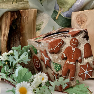 Seasonal Gingerbread man Tissue Box Holder